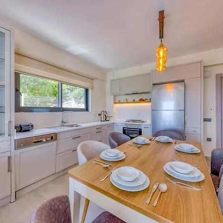 Villa Cukurbag Koeyue Doga Manzarali Oriente Kaş