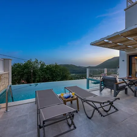 Villa Cukurbag Koeyue Doga Manzarali Oriente Kaş